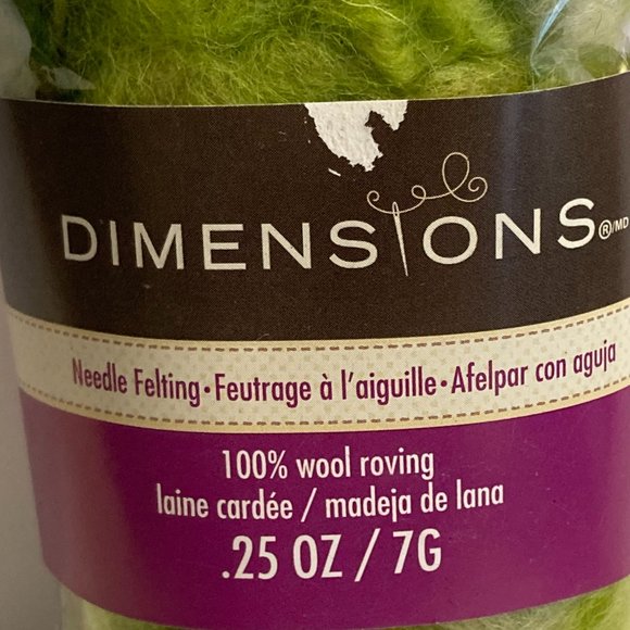 24 Dimensions FeltWorks 100% Wool Green Curly Roving 0.25oz Needle Felting Craft - Picture 4 of 15